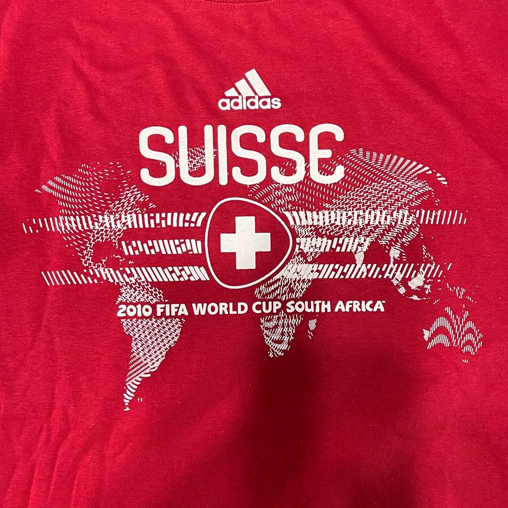Adidas FIFA World Cup 2010 SUISSE Switzerland T-shirt Red Size Medium NWT